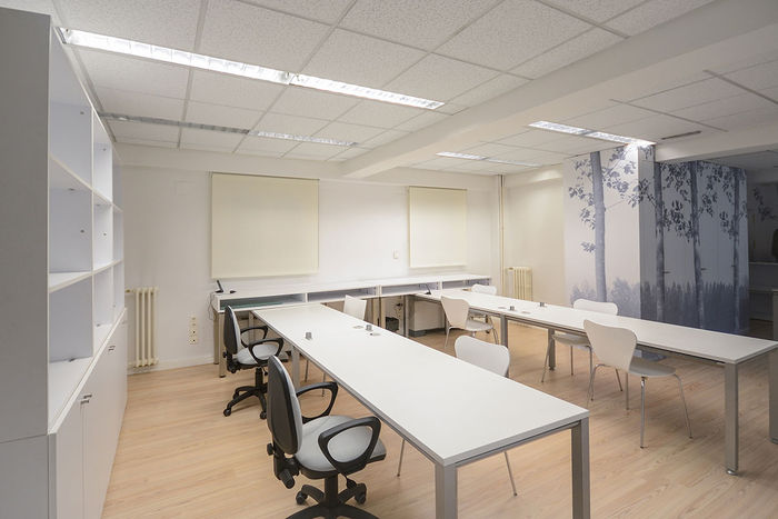 2x2 Tegular Acoustical used as a Classroom Ceiling Tile